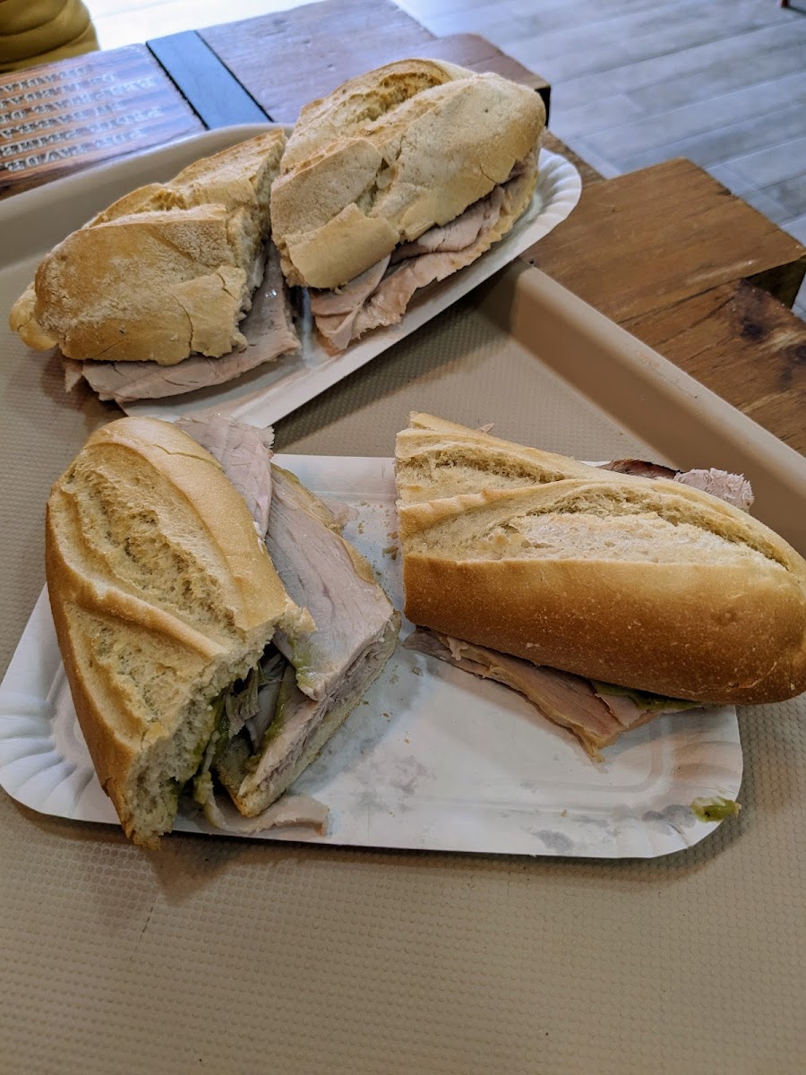 Cafetería La Pata Caliente-9